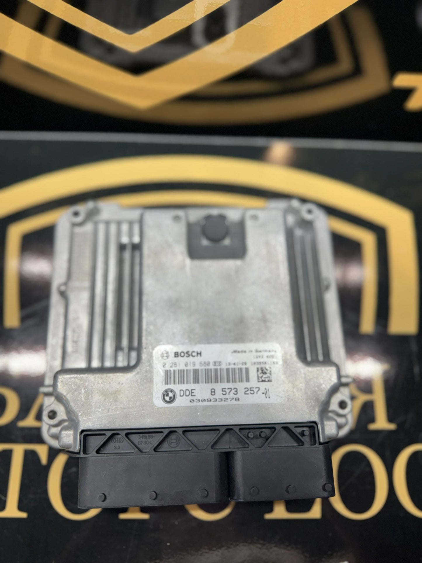 ECU модул за управление на двигателя (DDE) за BMW 1 Серия F20 и 3 Серия F30 – 8573257-01 (2011–2019)
