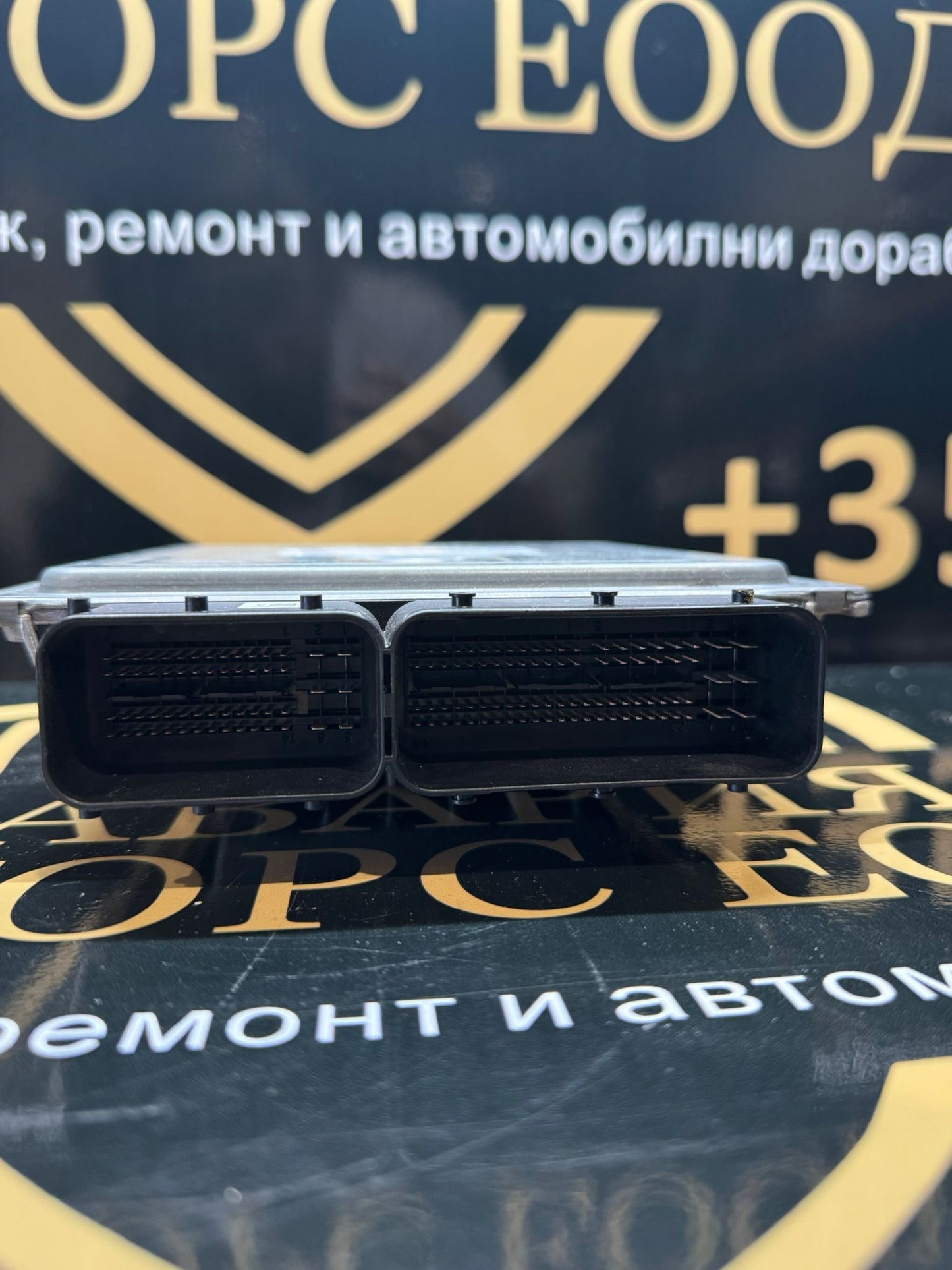 DME модул за управление на бензинов двигател за BMW 525i / 325i – N53 – 7586940